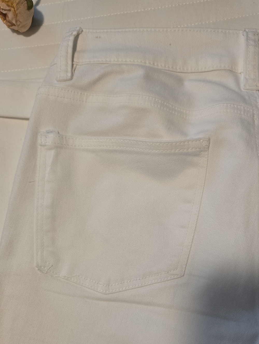 Talbots Women's White Boyfriend Jeans - Relaxed Straight Leg - Picture 4 of 4